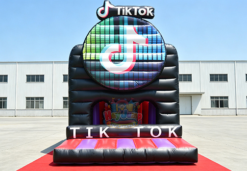 HJO007 Inflatable Forest Obstacle