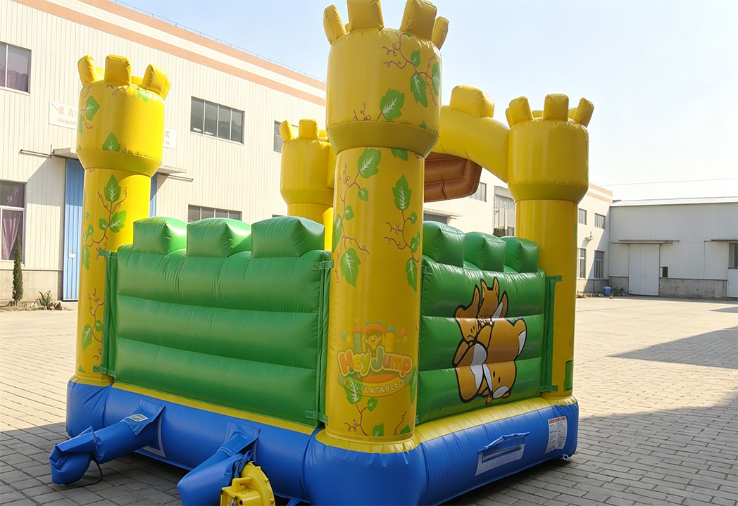 HJC053 Zoo Castle